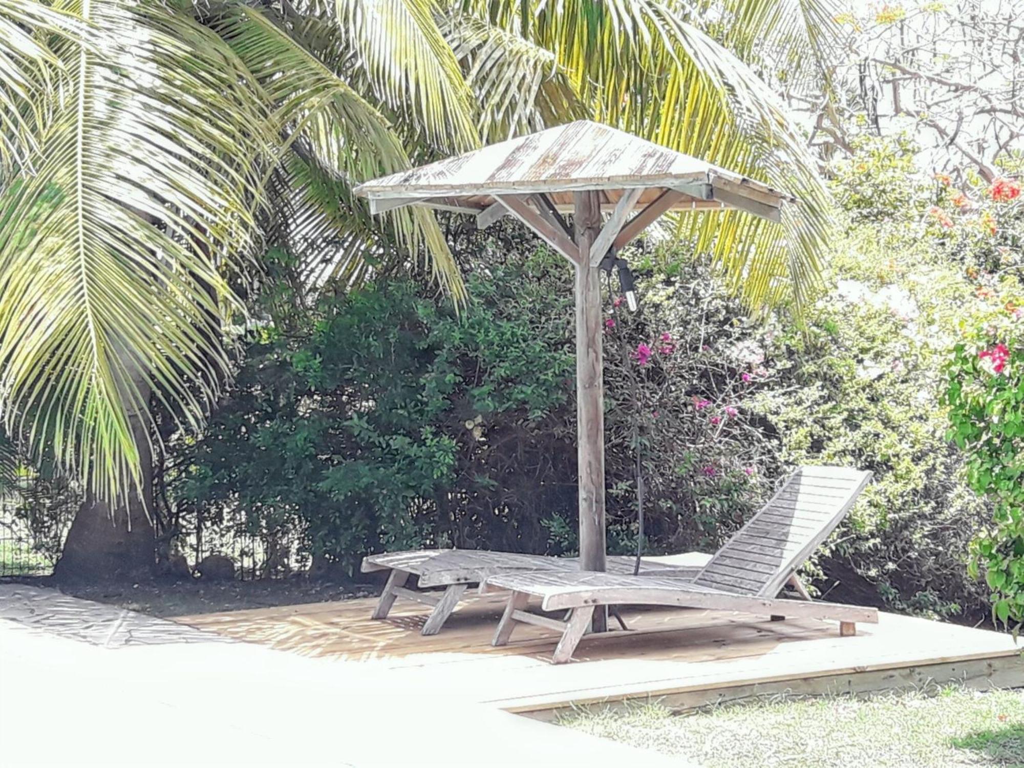 De 3 A Francois A 300 M De La Avec Piscine Privee Jardin Clos Et Wifi * Saint-Francois (Grande-Terre)
